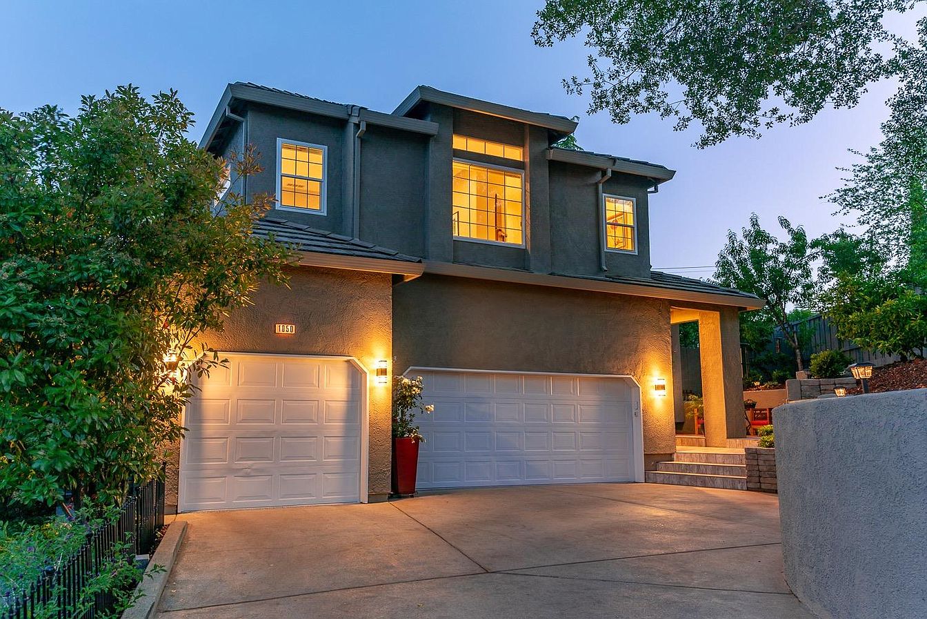 1050 Fox Run Ct, Auburn