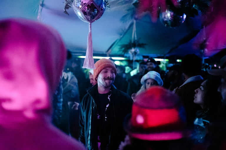 229. UW-23-@stefman_-02431-(Castillo, Crowd, Monday, Renegade Stage).jpg