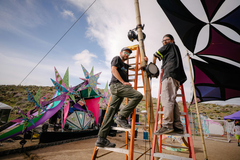 067. UW-23-@stefman_-08486-(Saturday, Staff, Umbrella Stage).jpg