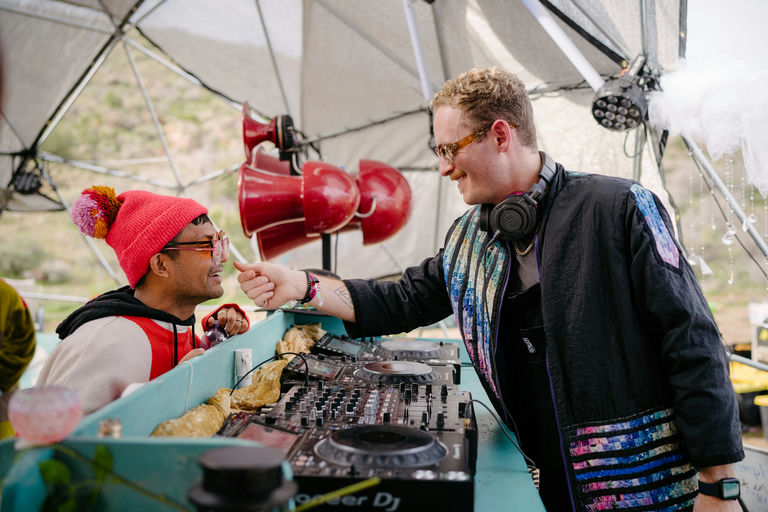 134. UW-23-@stefman_-01031-(Artist, Attendees, Camp Found It, Gar Gar, Sunday).jpg