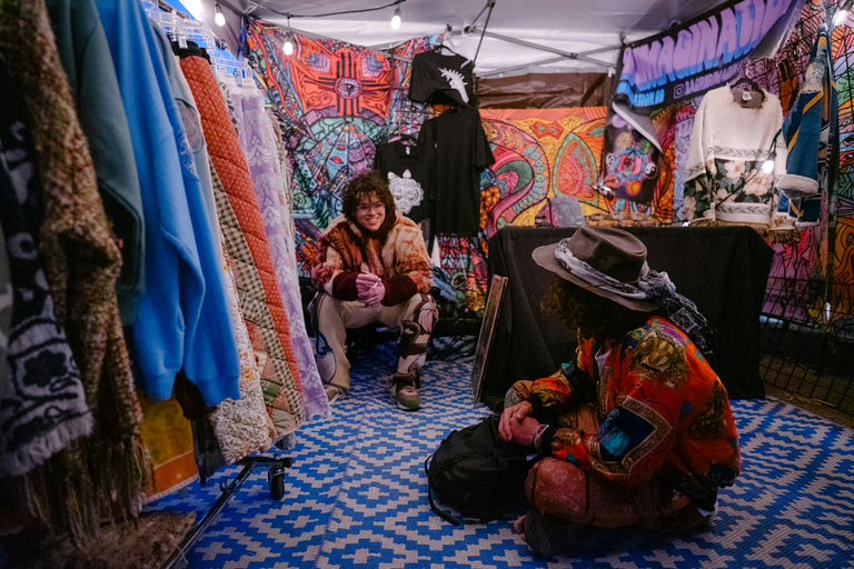 181. UW-23-@stefman_-09694-(Sacred Imagination (@sacredimagination), Sunday, Vendor).jpg