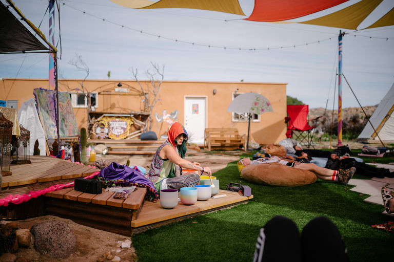 138. UW-23-@stefman_-01167-(Reejuvin Station, Sunday, Umbrellavation Oasis, Workshop).jpg