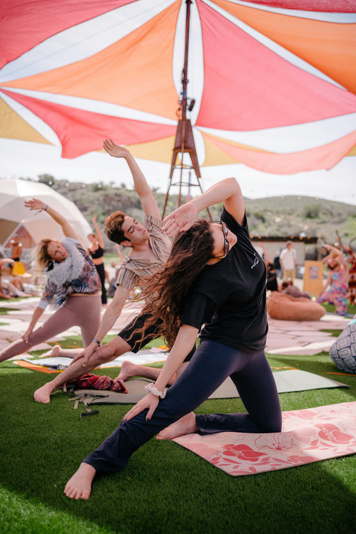 152. UW-23-@stefman_-01434-(Sunday, Umbrellavation Oasis, Workshop, Yoga).jpg