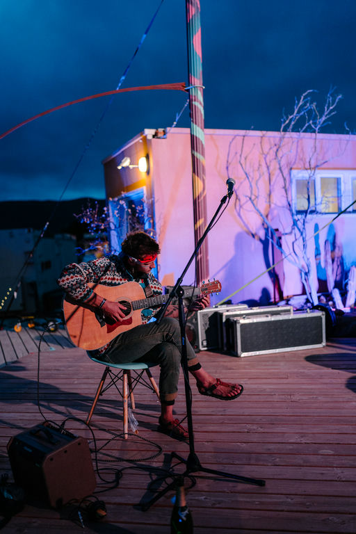 114. UW-23-@stefman_-00746-(Performers, Saturday, Umbrellavation Oasis).jpg