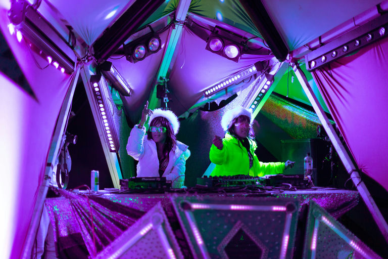 AUF23_Raecola_@hazzyvision