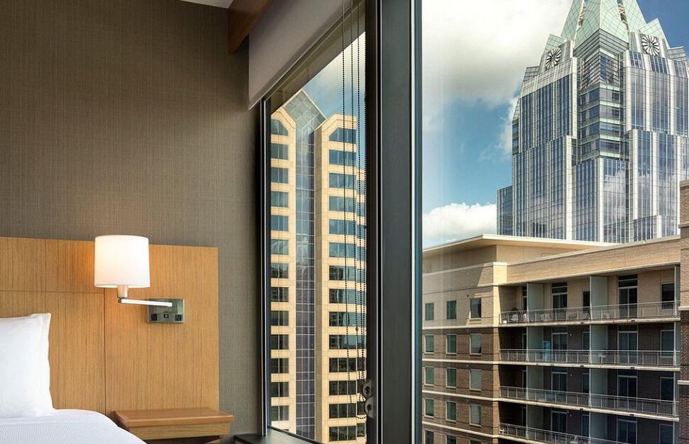 Hyatt-Place-Austin-Downtown-2.jpg