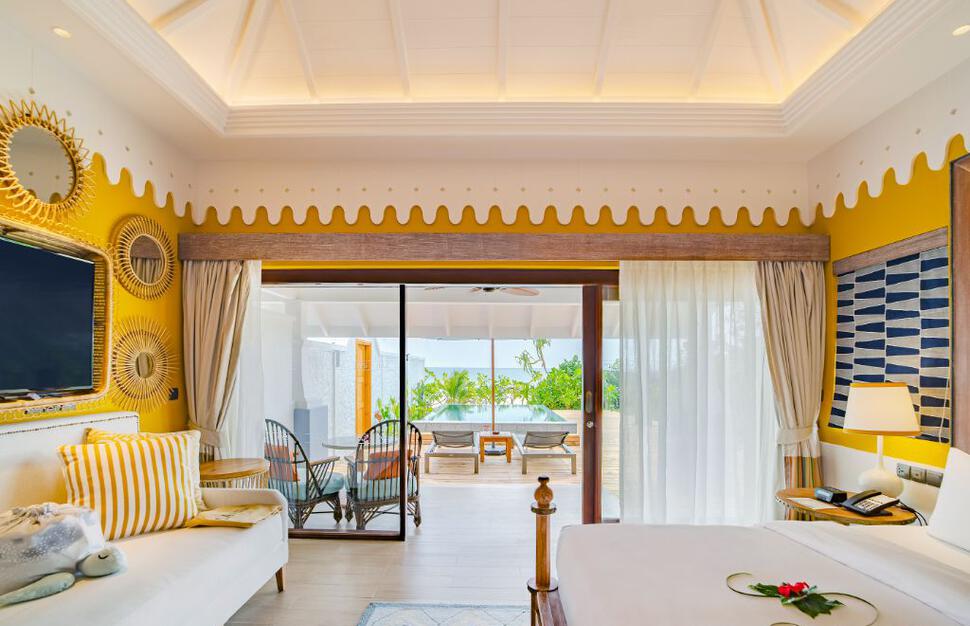 SAii-Lagoon-Maldives-Curio-Collection-by-Hilton-14.jpg