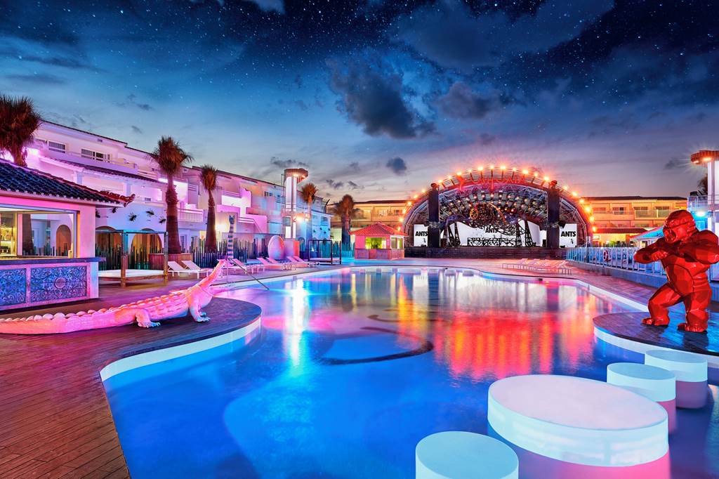 IBZ_88995_Ushuaia_Ibiza_Beach_Hotel_0225_27.jpg