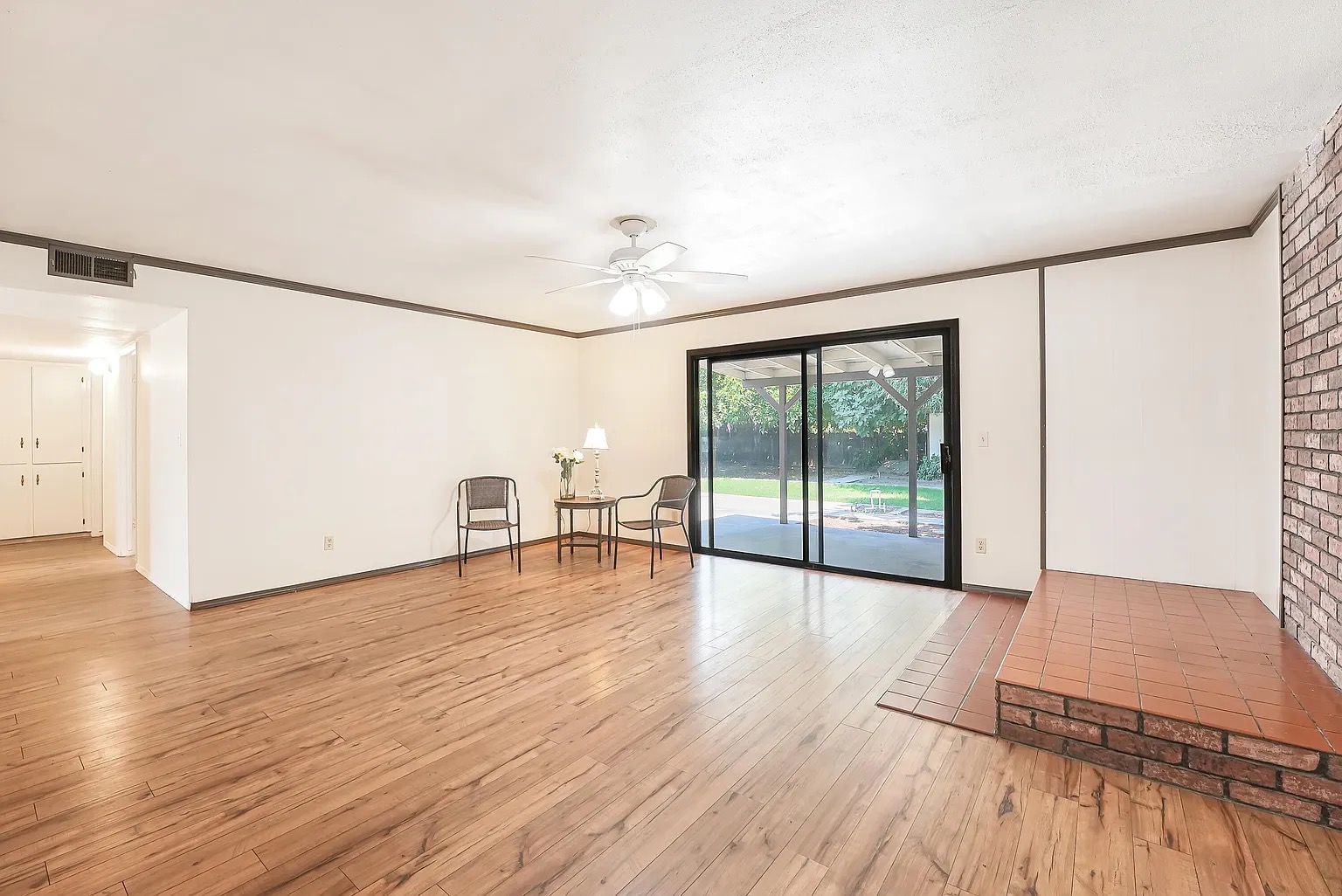 Real estate property located at 3732 W Paradise Avenue, Sw Visalia, Visalia, CA