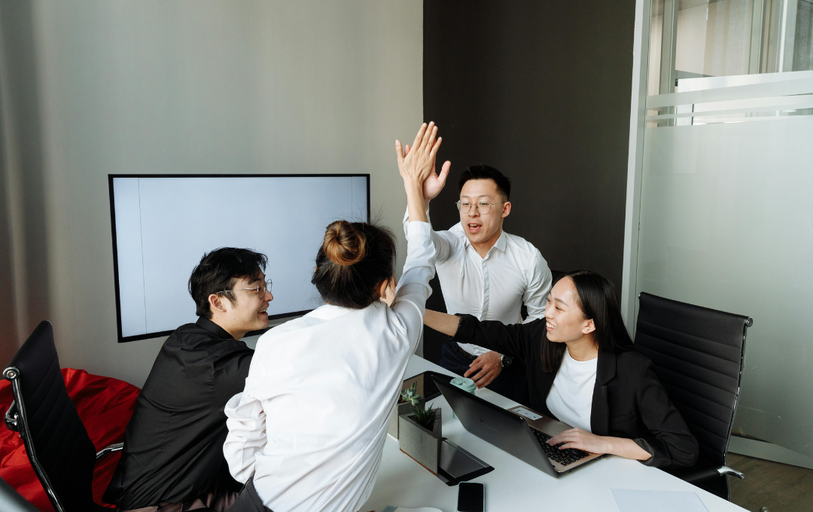 Could a Fiscal “Traffic Light System” Help Your Business Cut Through Uncertainty?