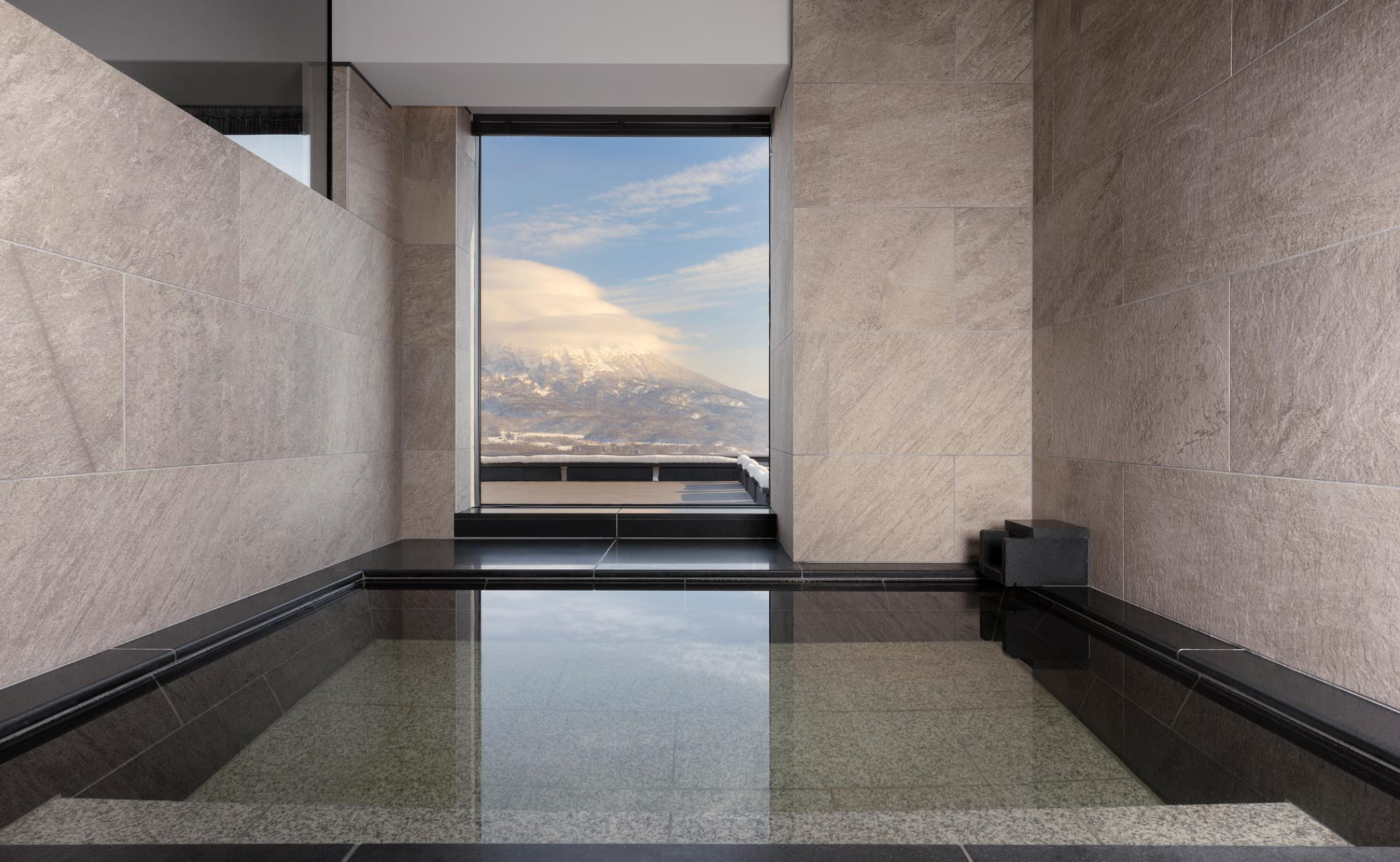 Sansui Niseko gallery 2