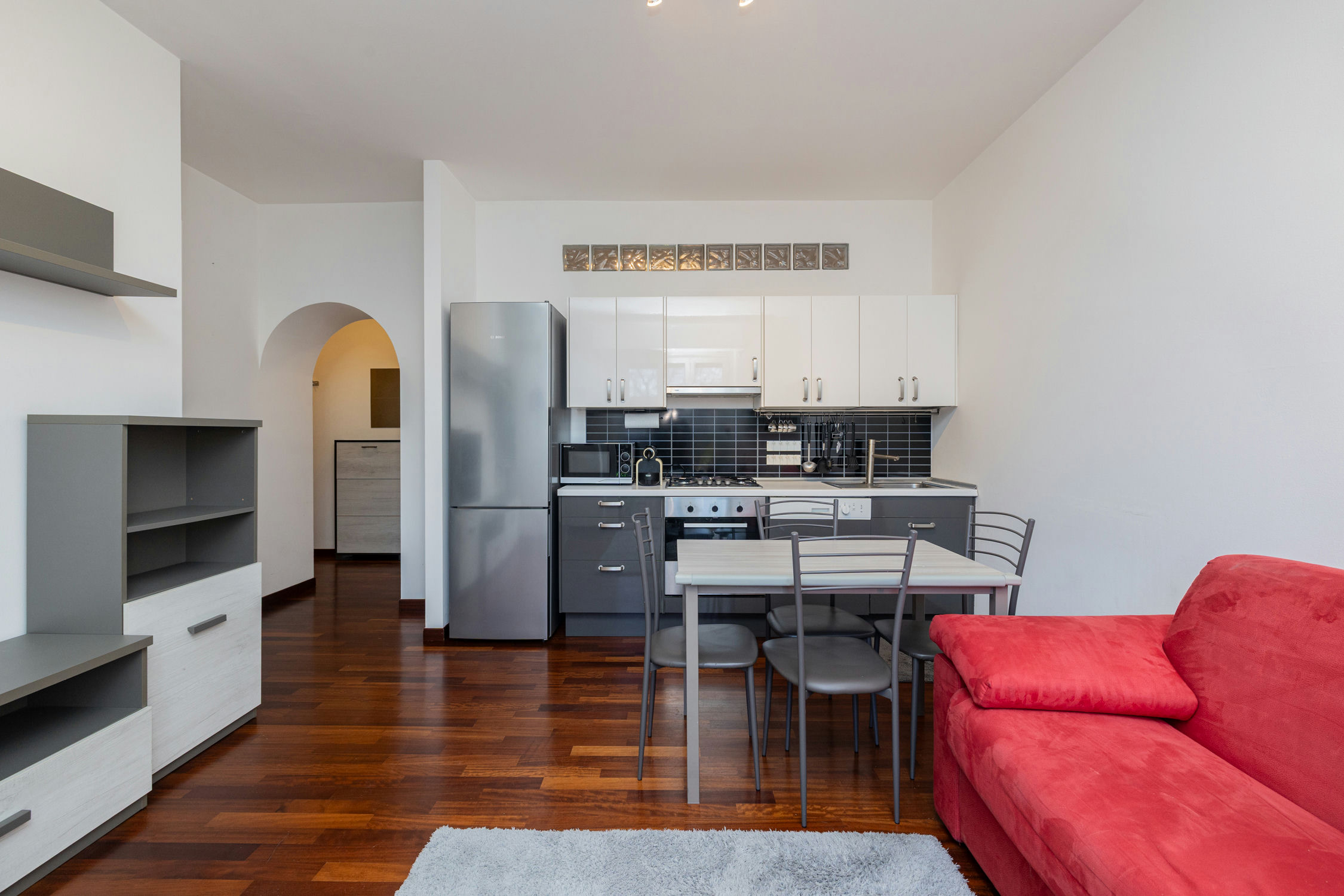 Bilocale arredato - Via Mac Mahon