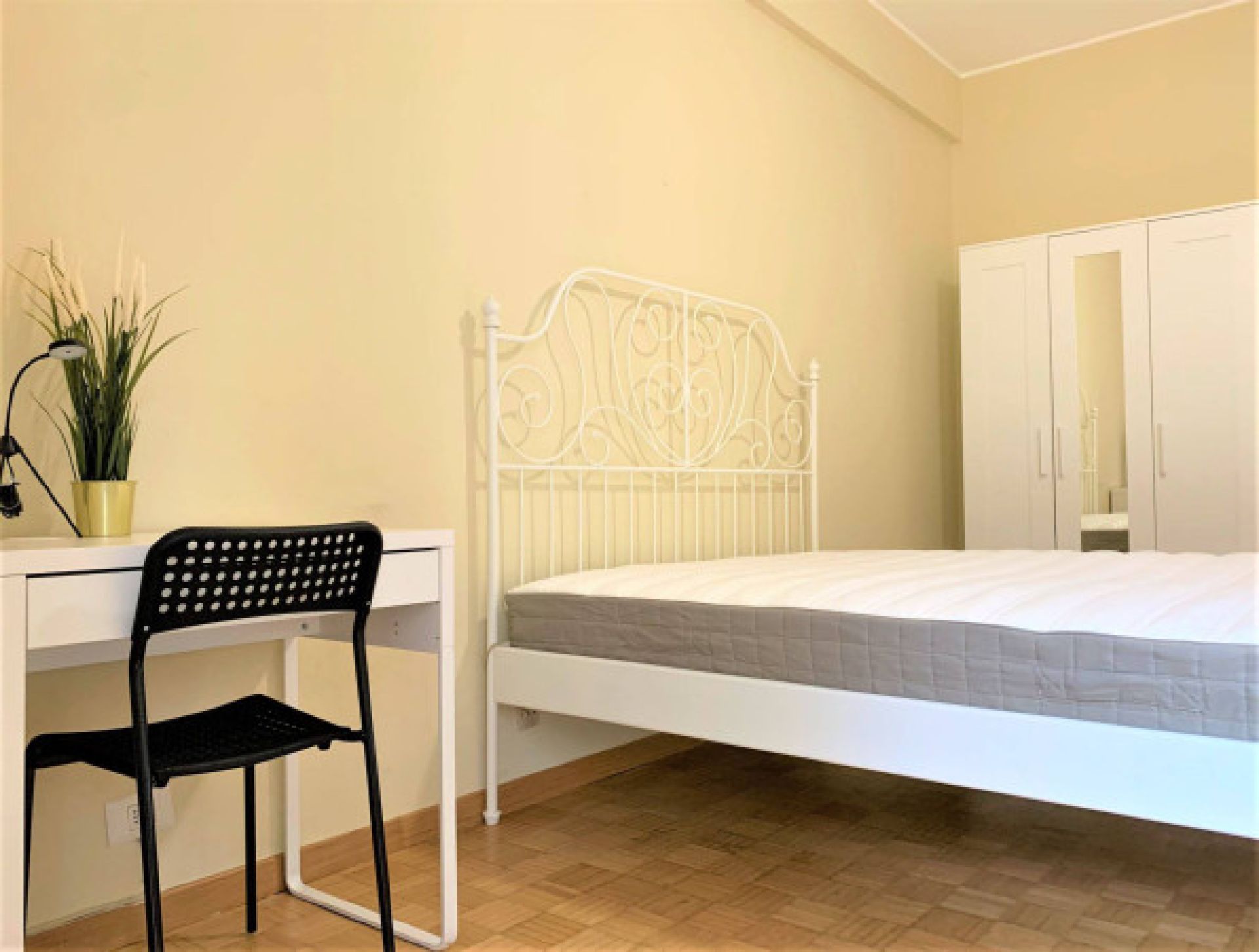 Ampia Stanza Singola con Balcone - Città Studi