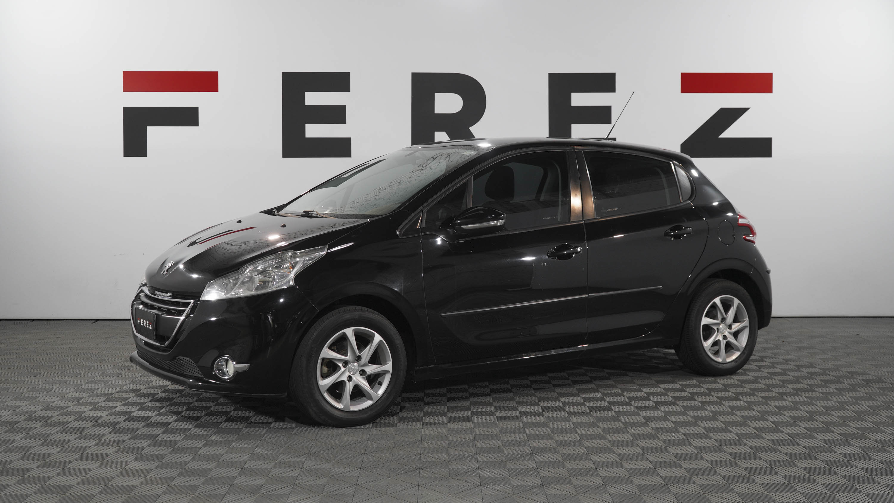 peugeot 208 1.5 ALLURE TOUCHSCREEN