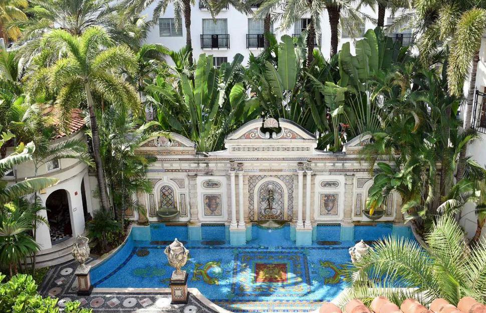 Villa-Casa-Casuarina-At-The-Former-Versace-Mansion-1.jpg