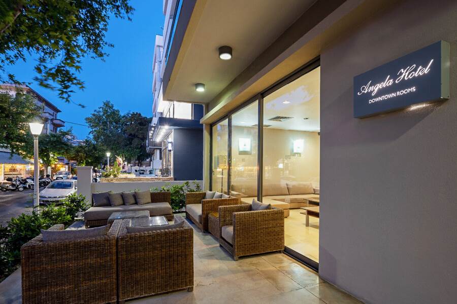 RHO_85721_Angela_Downtown_Hotel_0723_04.jpg