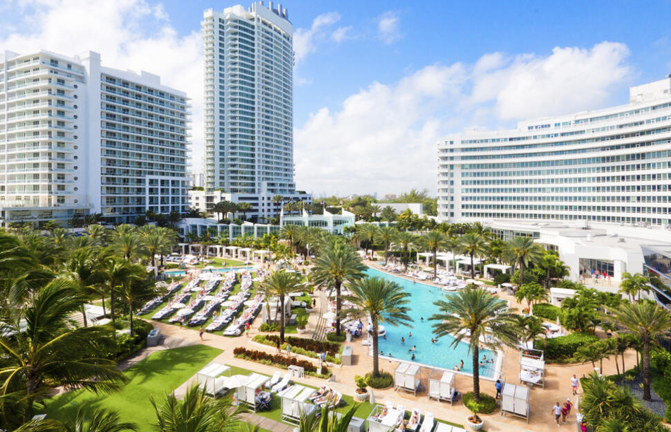 Fontainebleau-Miami-Beach-1.jpg