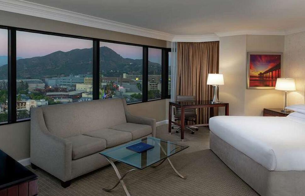Hilton-Los-Angeles-Universal-City-1.jpg