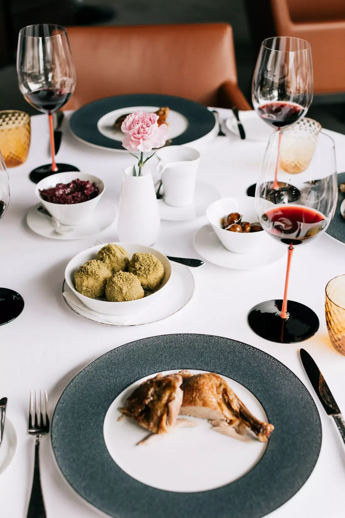 Elizabeth Arthotel gallery 2