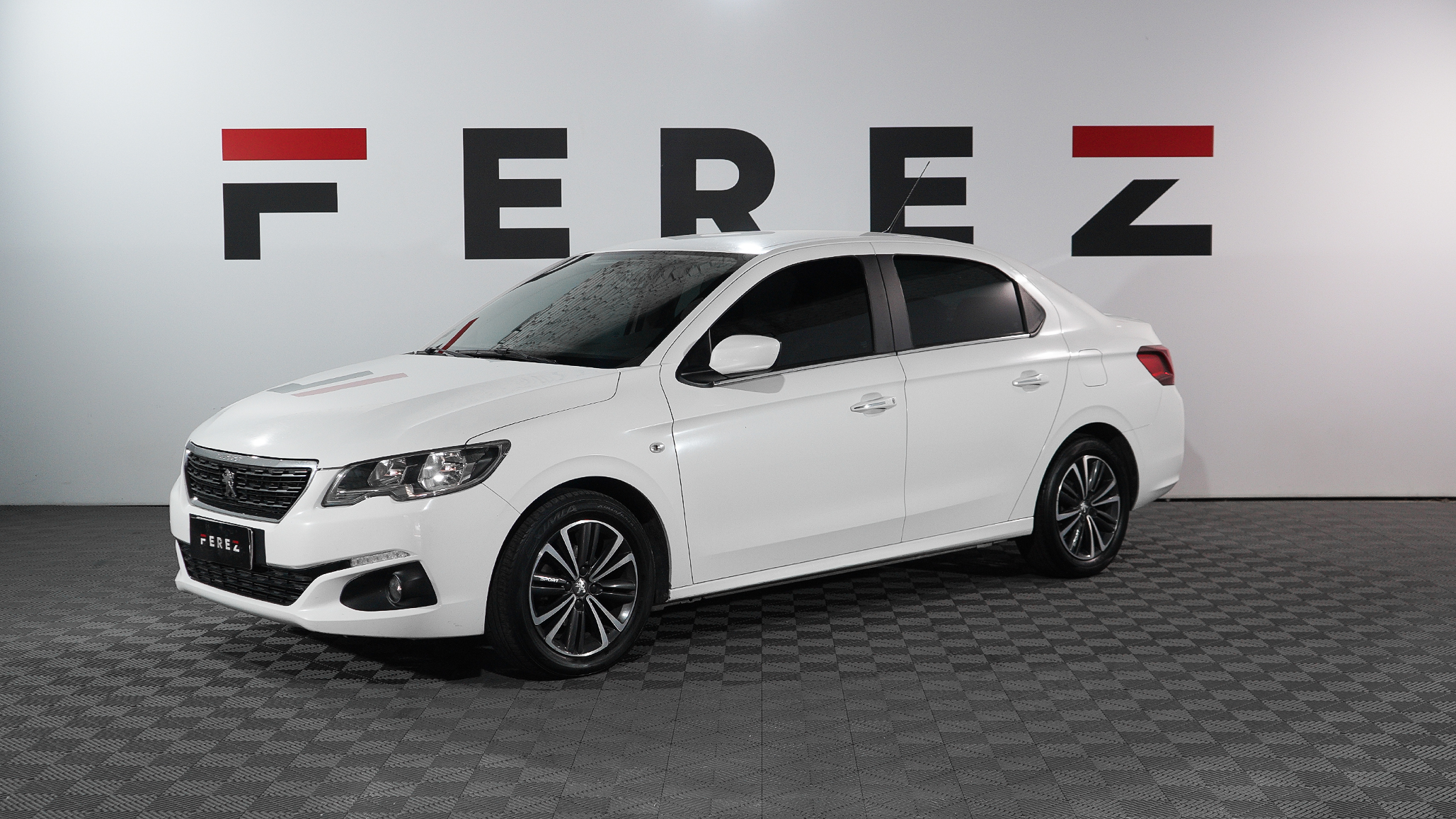 peugeot 301 1.6 ALLURE PLUS MT