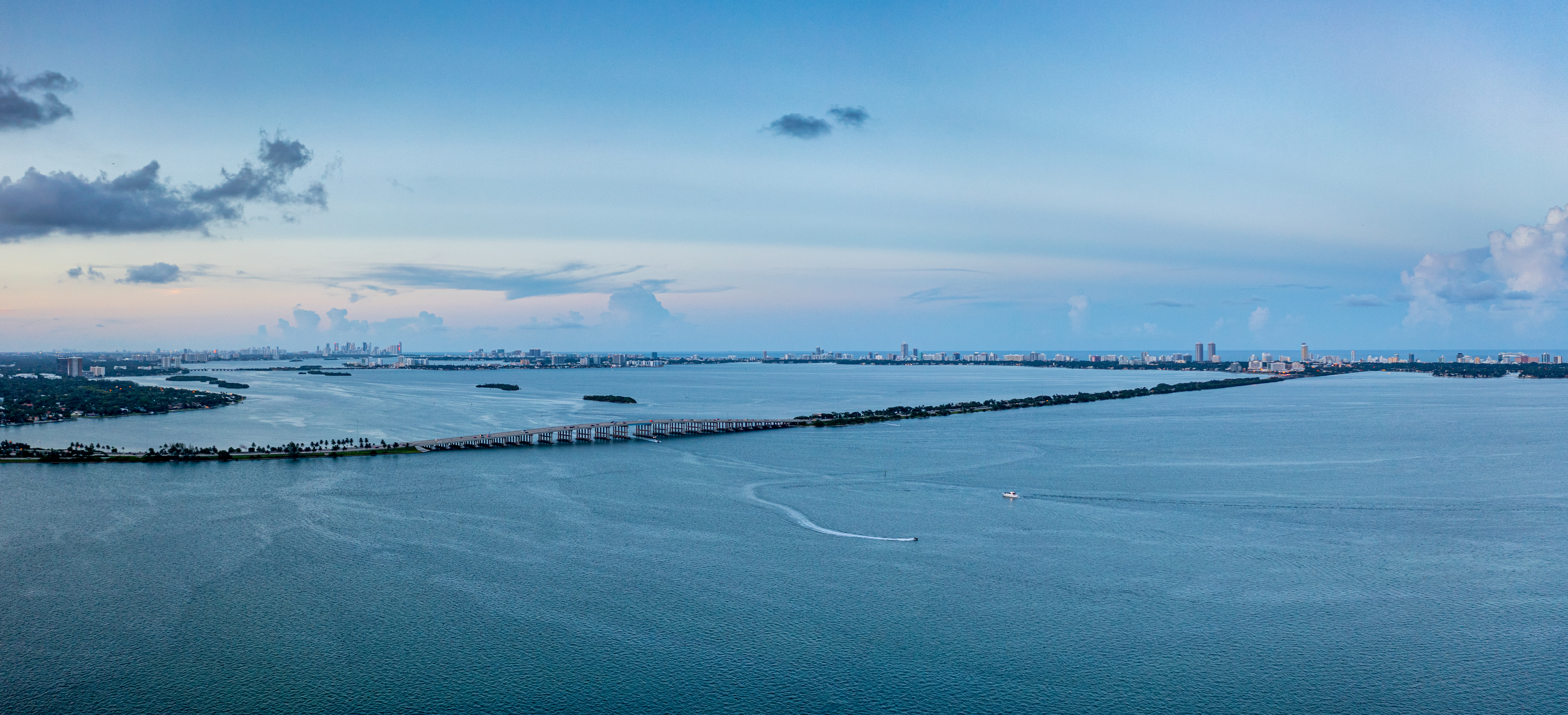 Real estate property located at Aria Reserve, PH 5702, Miami, FL