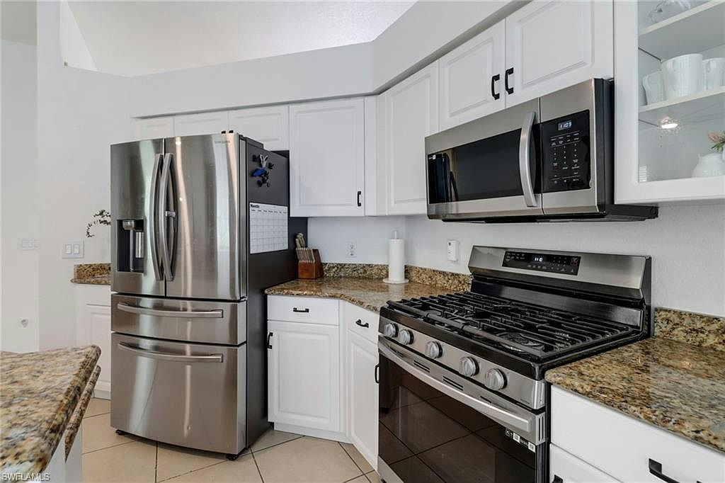 4730 16th AVE SE - Photo 11