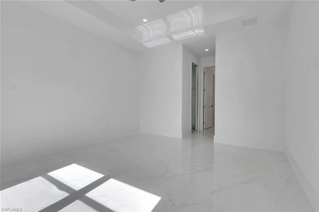 3780 6th AVE SE - Photo 17