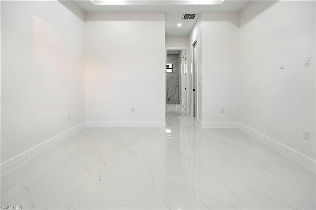 907 Sunniland BLVD - Photo 30