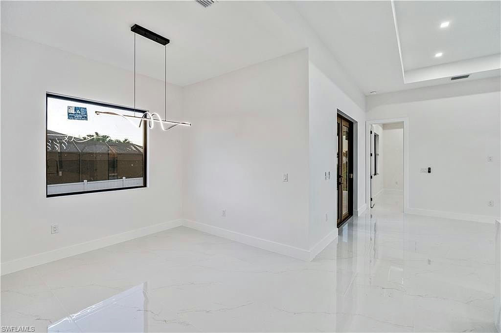 907 Sunniland BLVD - Photo 12