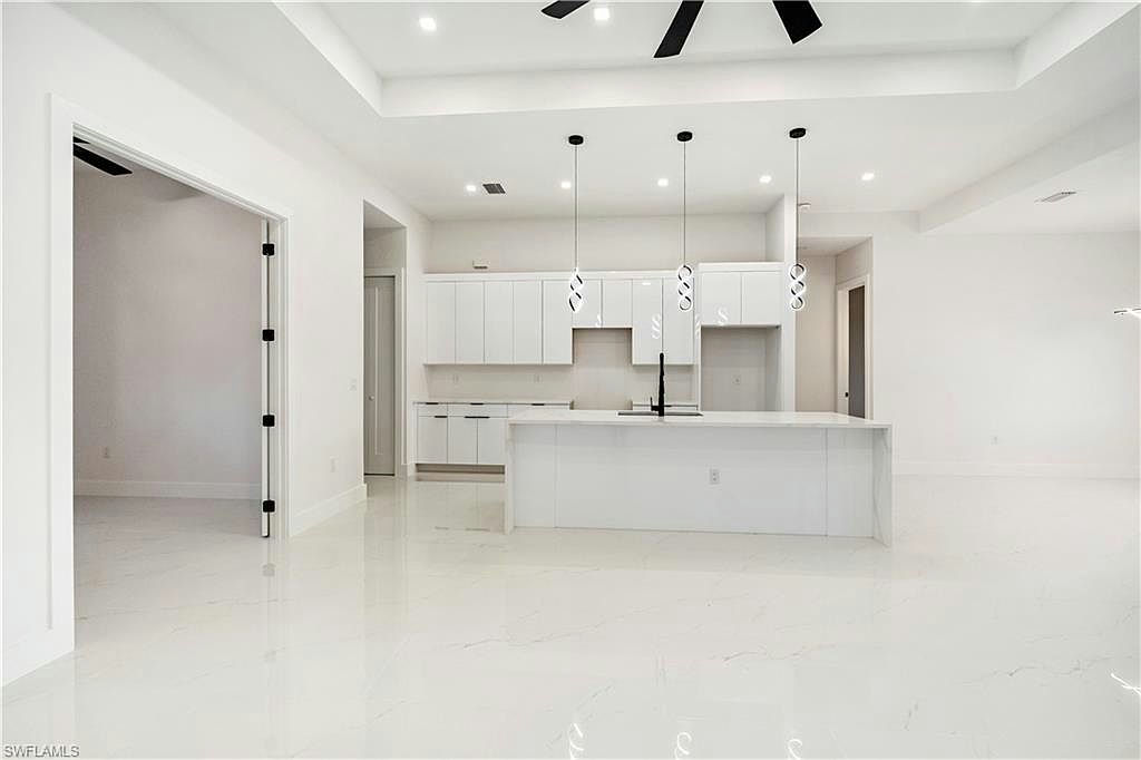 907 Sunniland BLVD - Photo 7