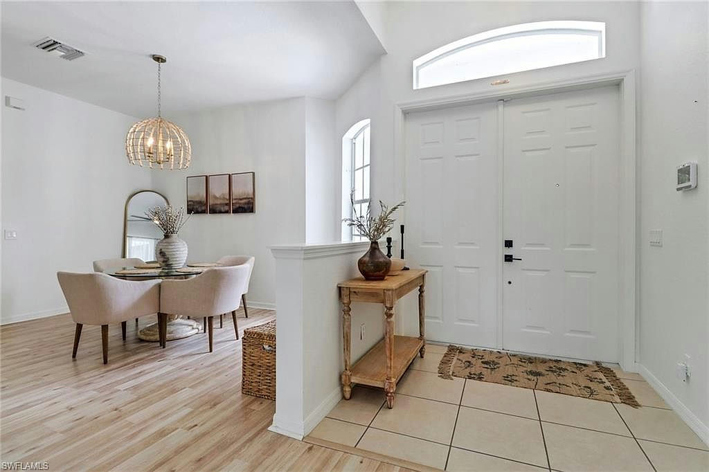 4730 16th AVE SE - Photo 5