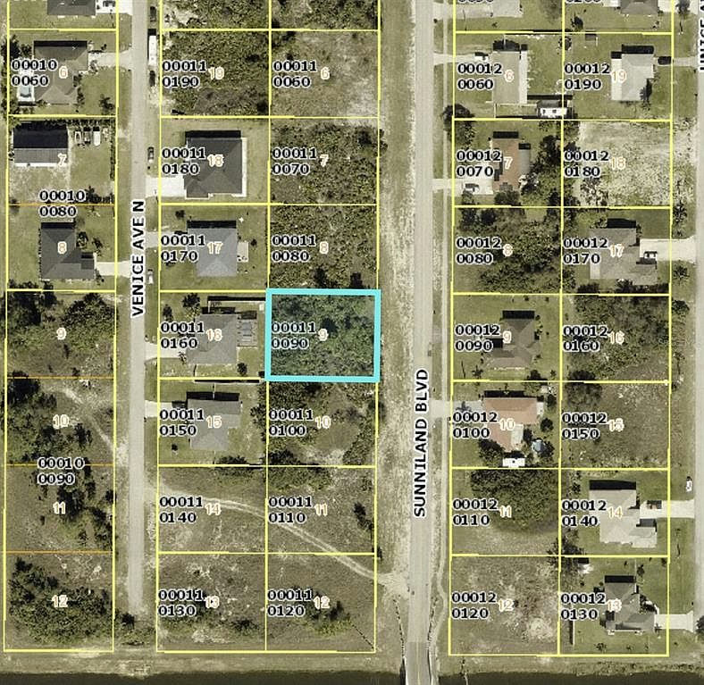 907 Sunniland Blvd #9 - Photo 1