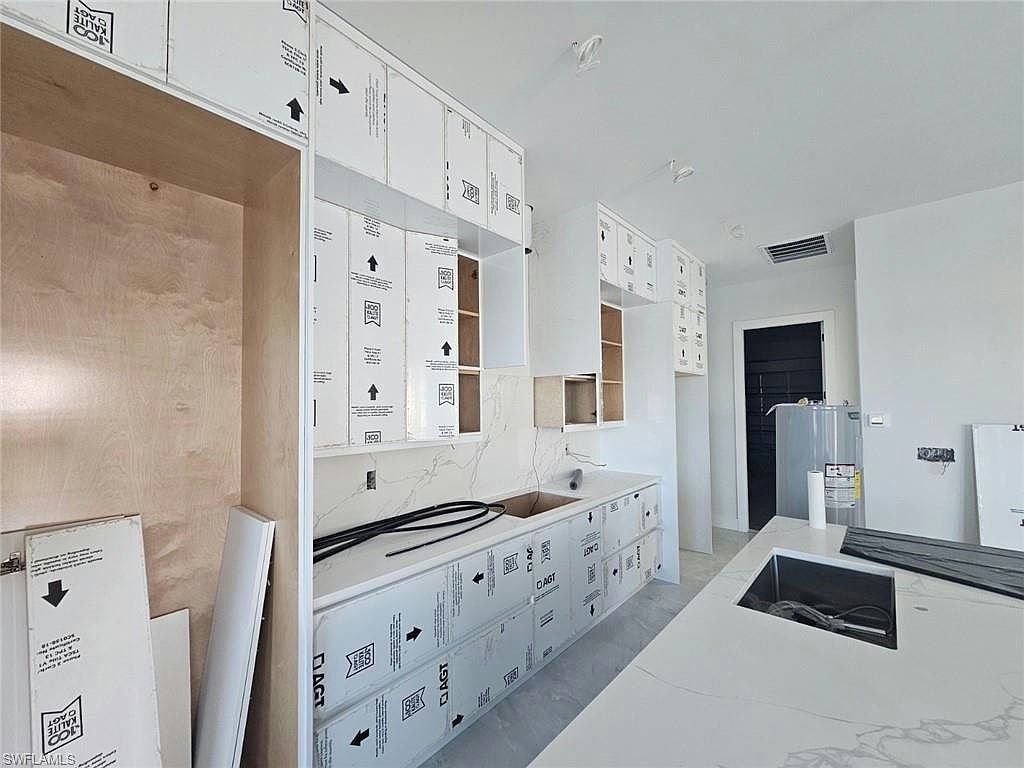 31 NW 19th TER - Photo 10