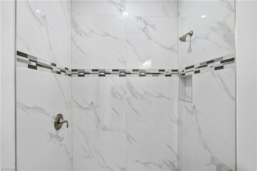 930 Hepburn AVE - Photo 29