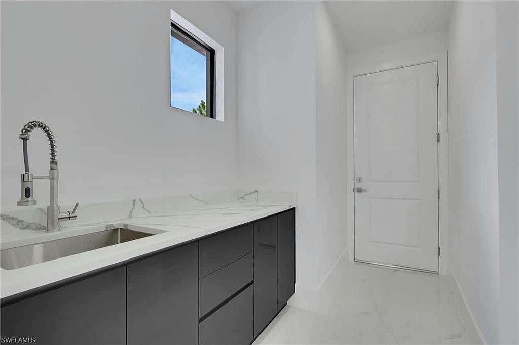 3780 6th AVE SE - Photo 29