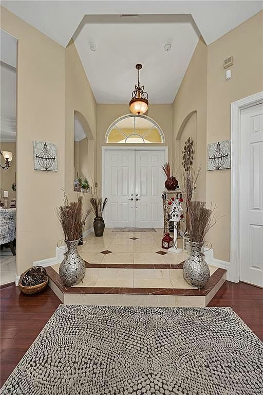 1640 GOLDEN GATE BLVD W - Photo 9