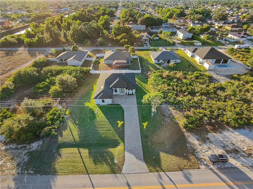 907 Sunniland BLVD - Photo 48