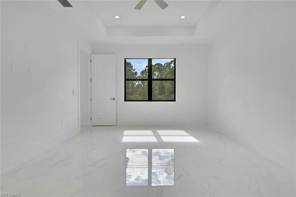 3780 6th AVE SE - Photo 16