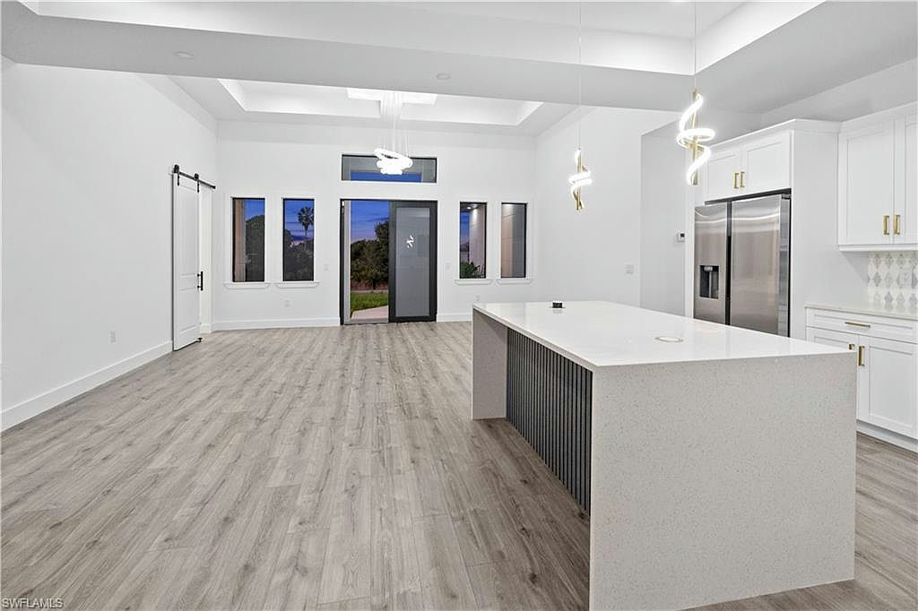 2714 24th ST W - Photo 11