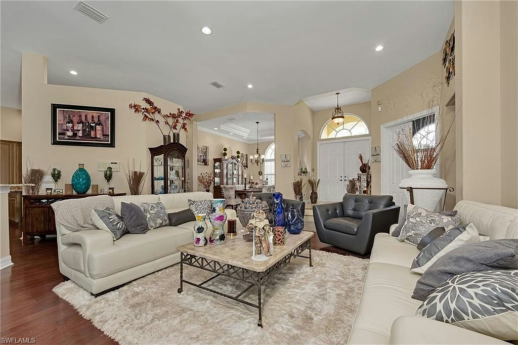 1640 GOLDEN GATE BLVD W - Photo 10