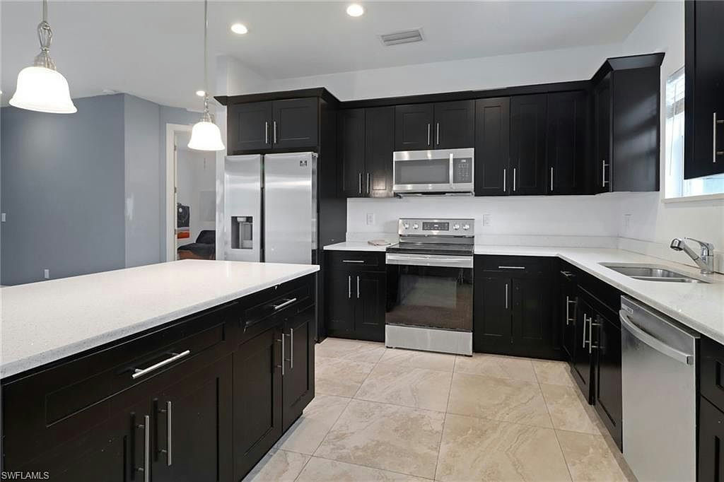 4240 62nd AVE NE - Photo 10