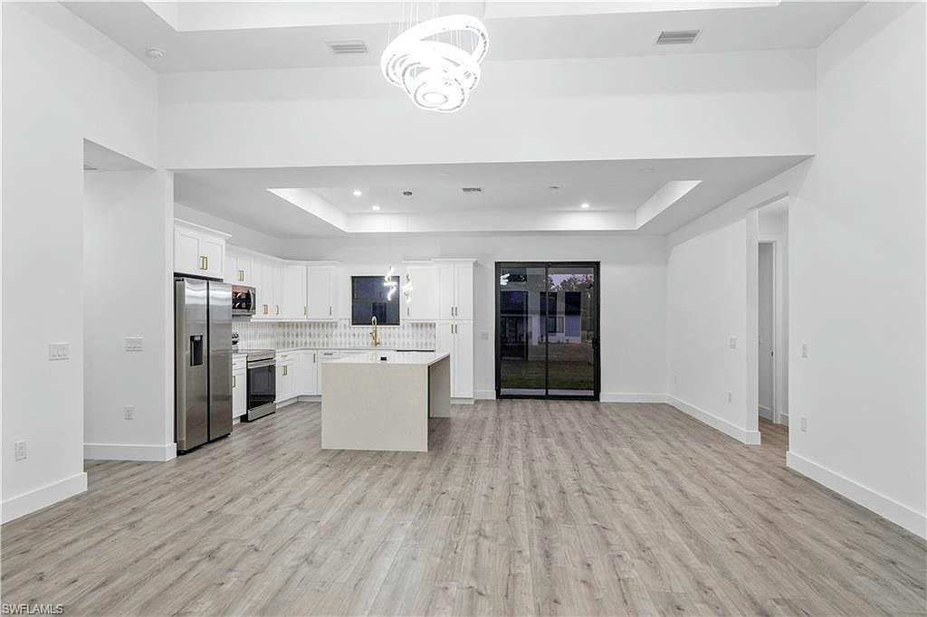 2714 24th ST W - Photo 10