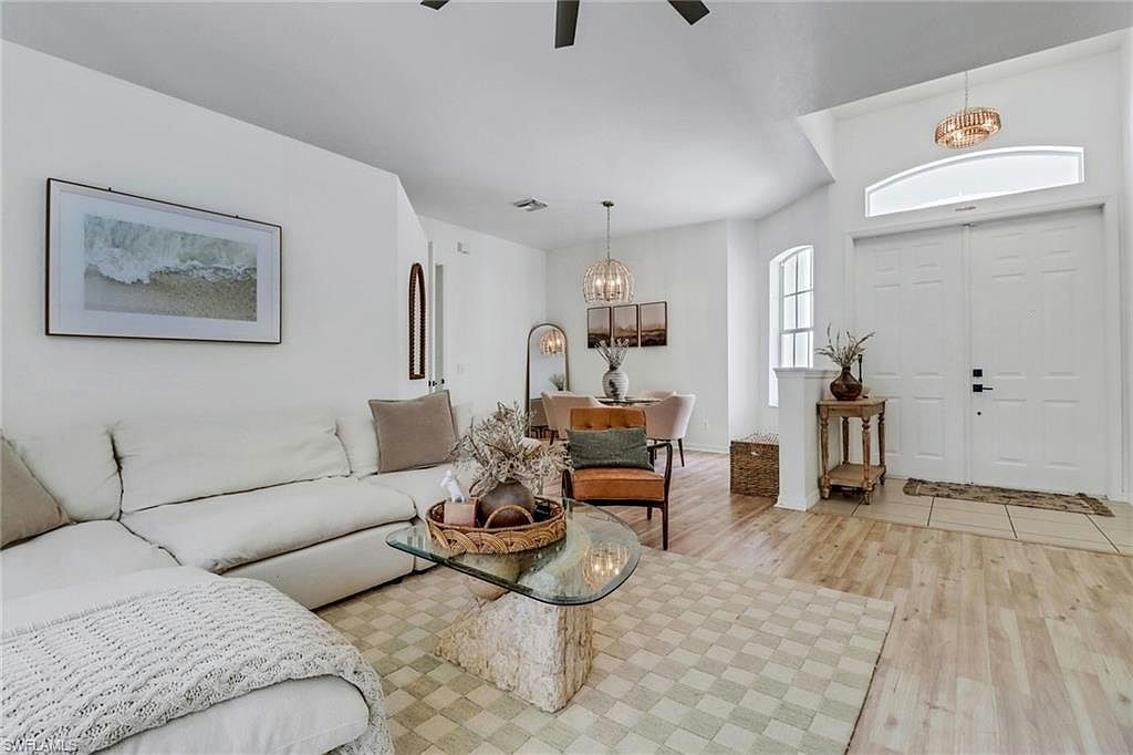 4730 16th AVE SE - Photo 6