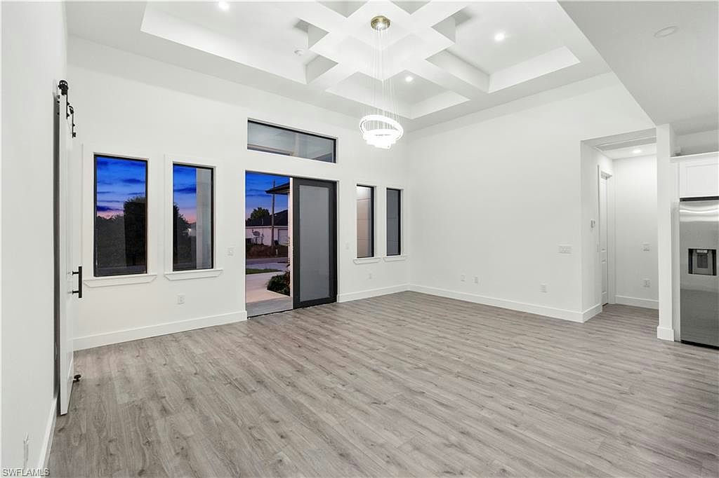 2714 24th ST W - Photo 9