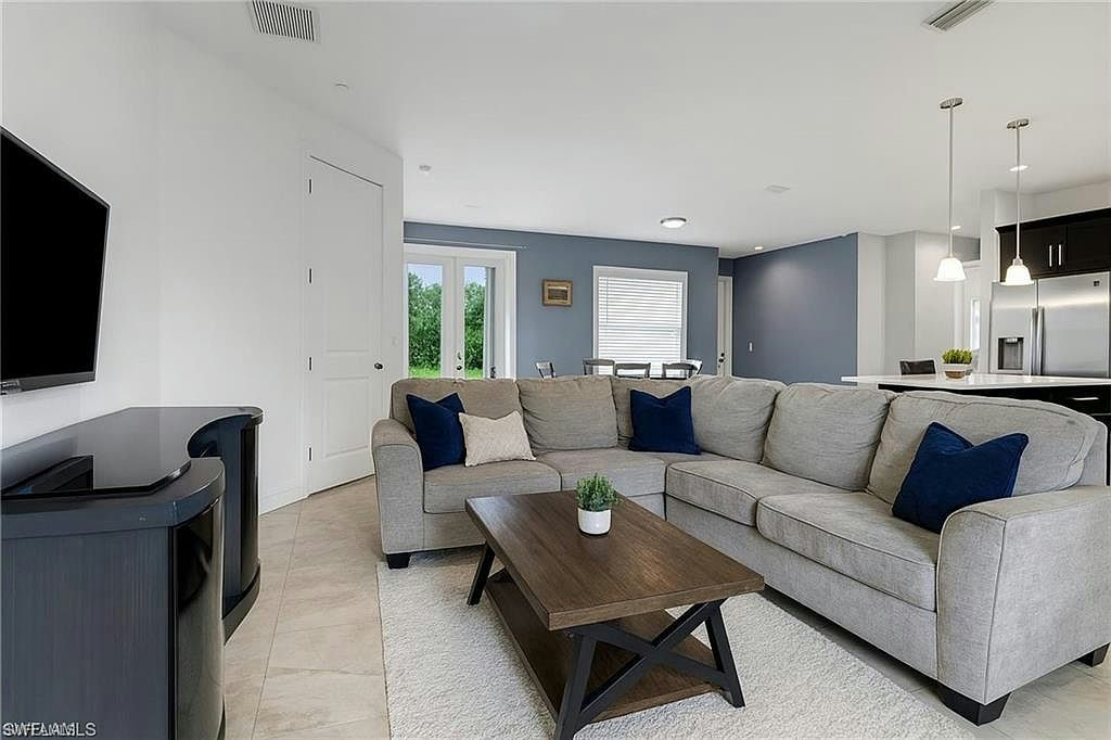 4240 62nd AVE NE - Photo 38