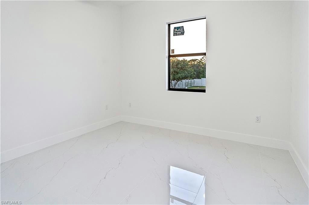 907 Sunniland BLVD - Photo 19