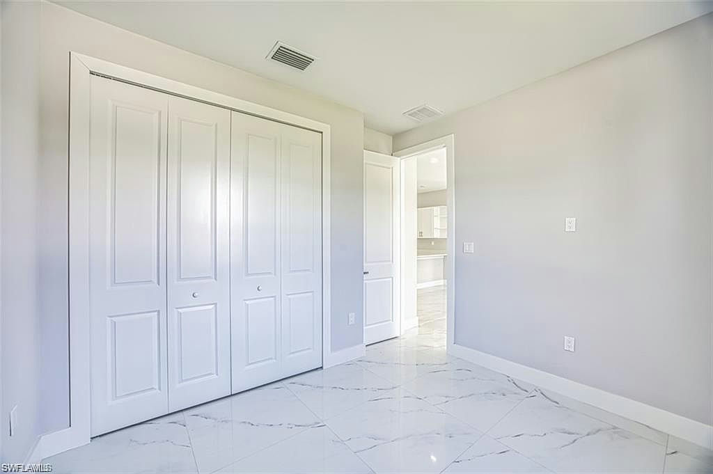 817/819 Eisenhower BLVD - Photo 14