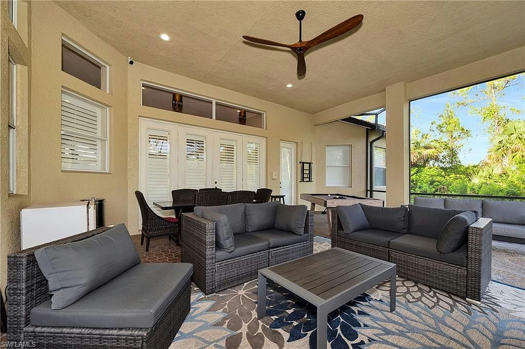 1640 GOLDEN GATE BLVD W - Photo 37