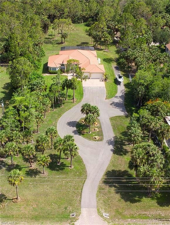 1640 GOLDEN GATE BLVD W - View