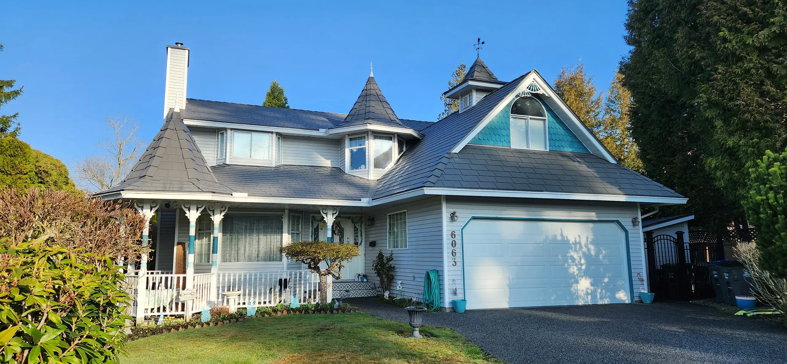 Interlock® Aluminum Slate Metal Roofing in Musket Grey – Surrey, BC